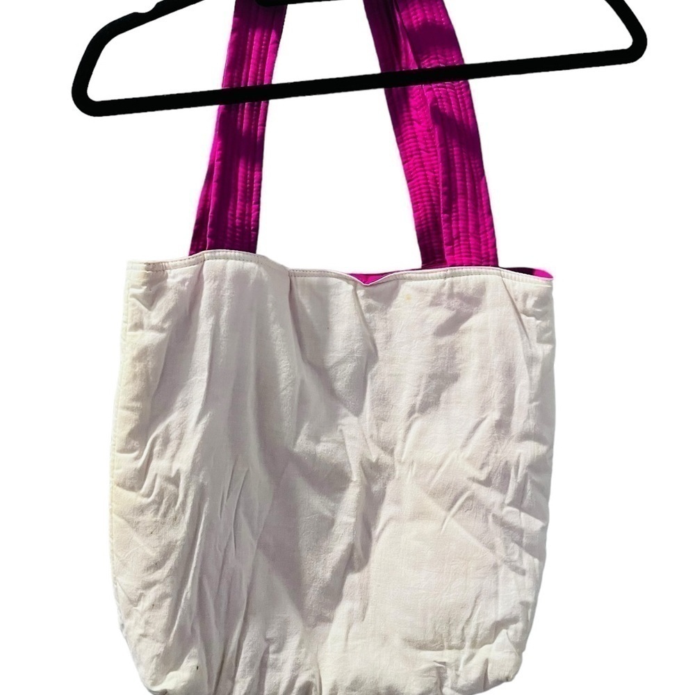 Julia Pinkham Vintage Parrot Pink and White Tote Bag Purse - Picture 5 of 9